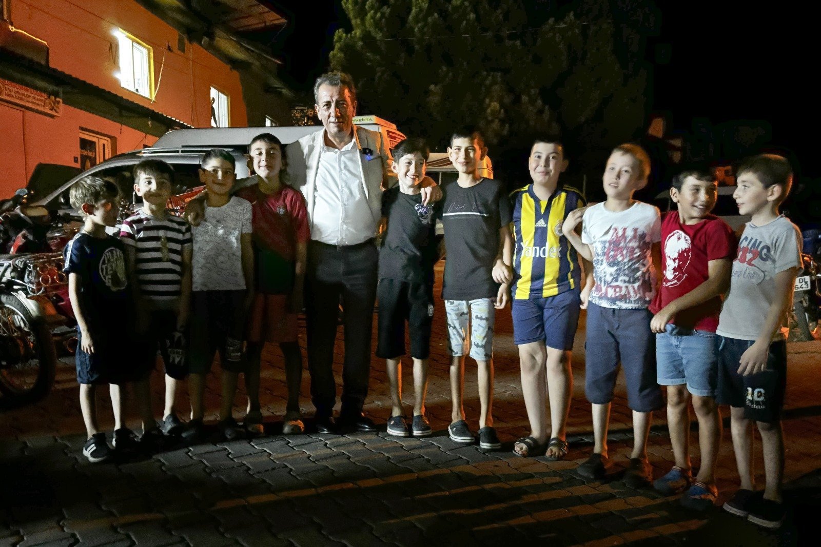 Başkan Yetişkin Mahalle ziyaretlerini sürdürüyor Eğrikavak’ta gönülleri kazandı