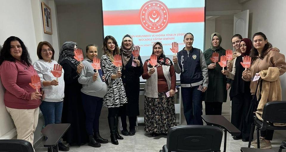 Polis Karacasu’da KADES’i anlattı