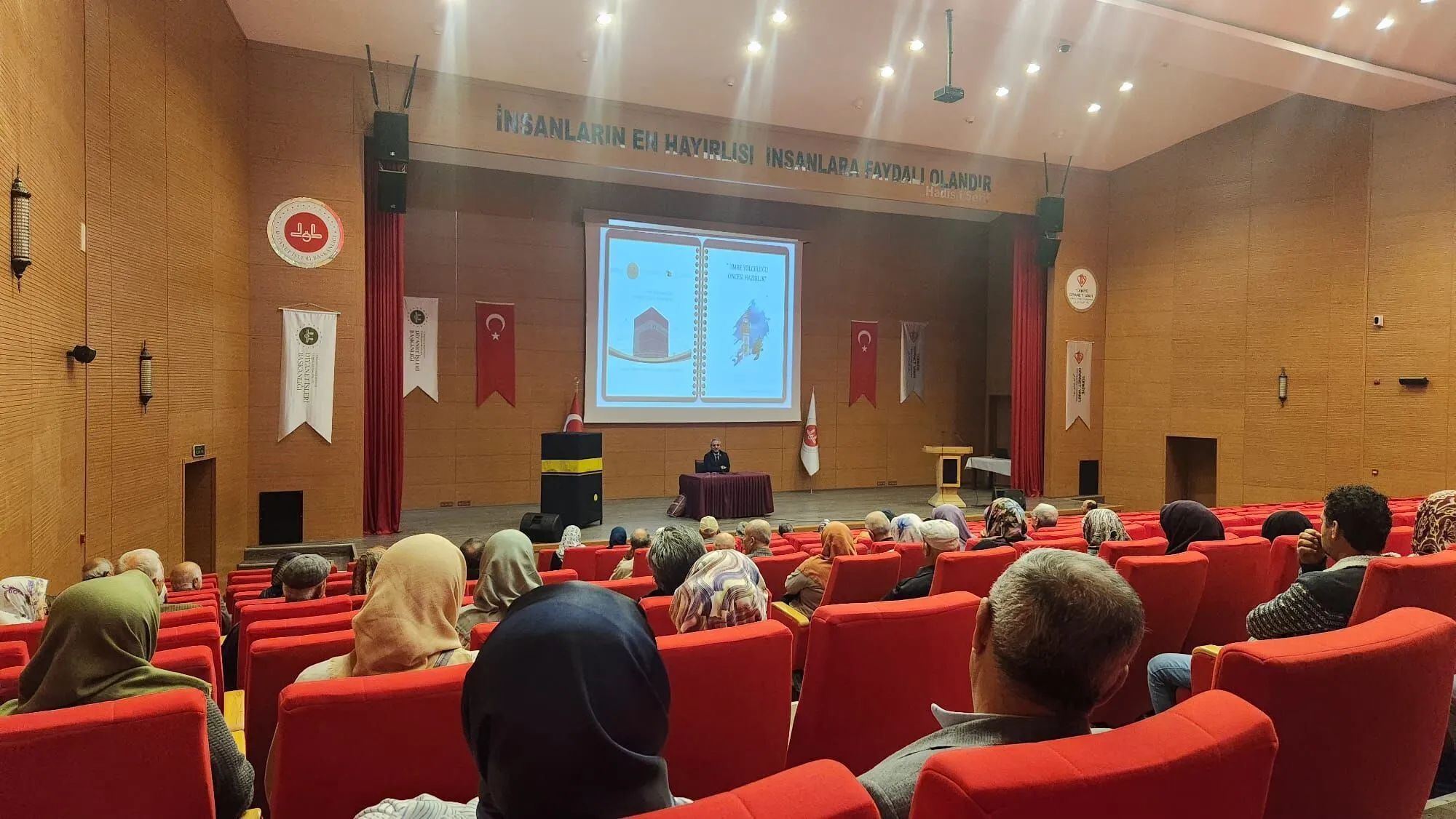 Aydın Müftülüğü umre hazırlık semineri düzenlendi