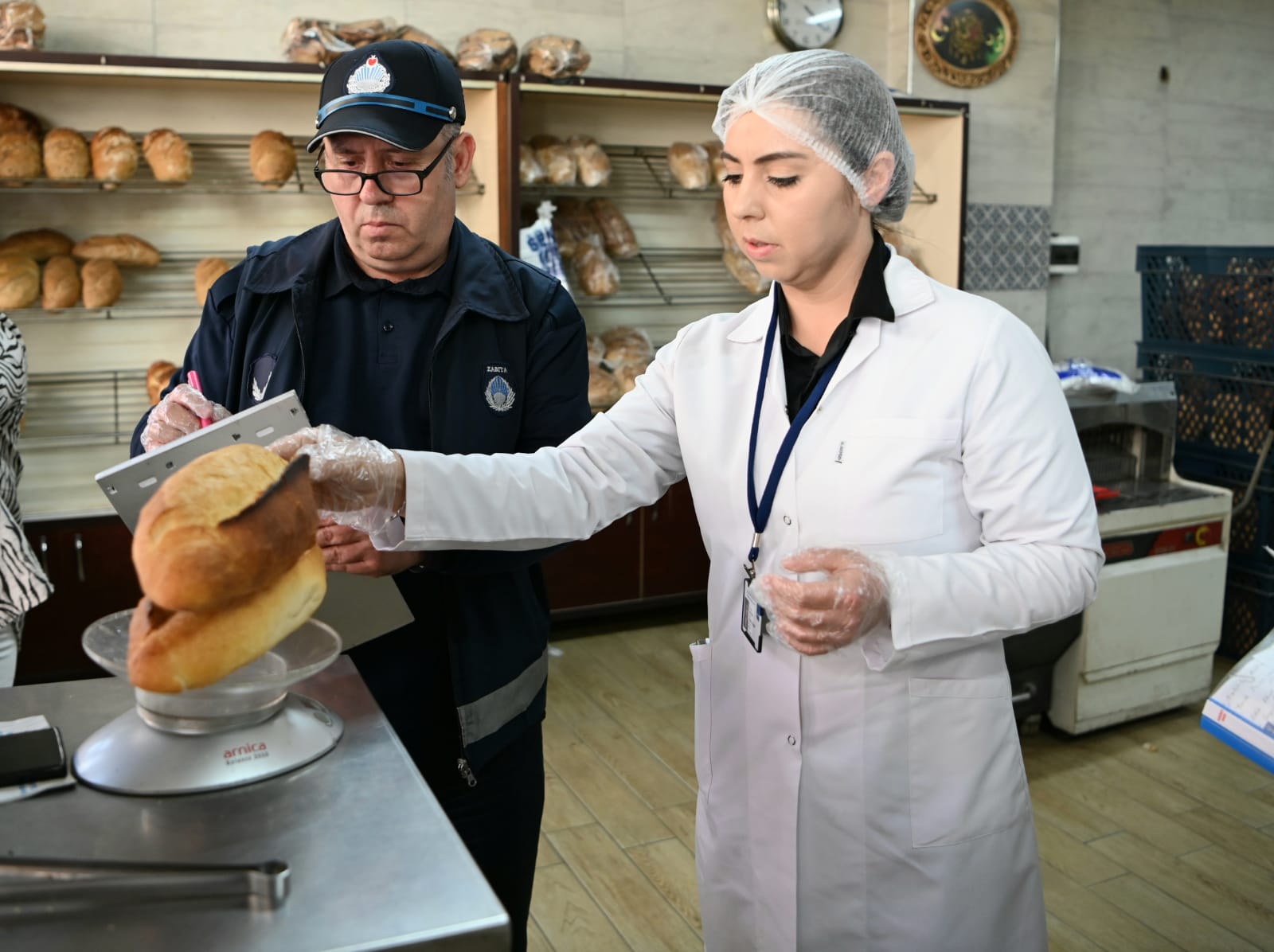 Kuşadası Belediyesi’nden fırınlara ramazan denetimi