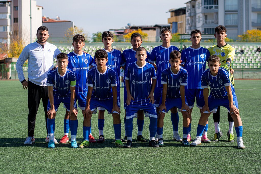 Aydın BBSK u15 ve u14 takımı 1984 Salihli SK karşısında galip!