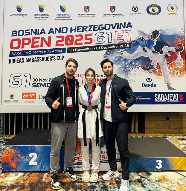 Aydınlı Ayşe Bosna Hersek’te gururlandırdı