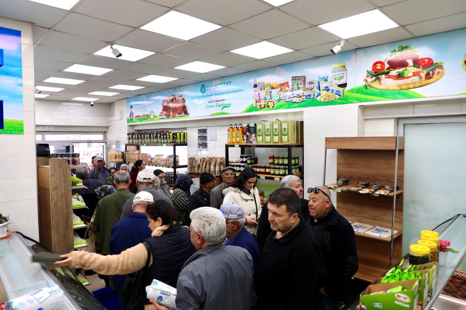Başkan Çerçioğlu’ndan ramazan bayramı öncesi halk ege et şubelerinde indirim