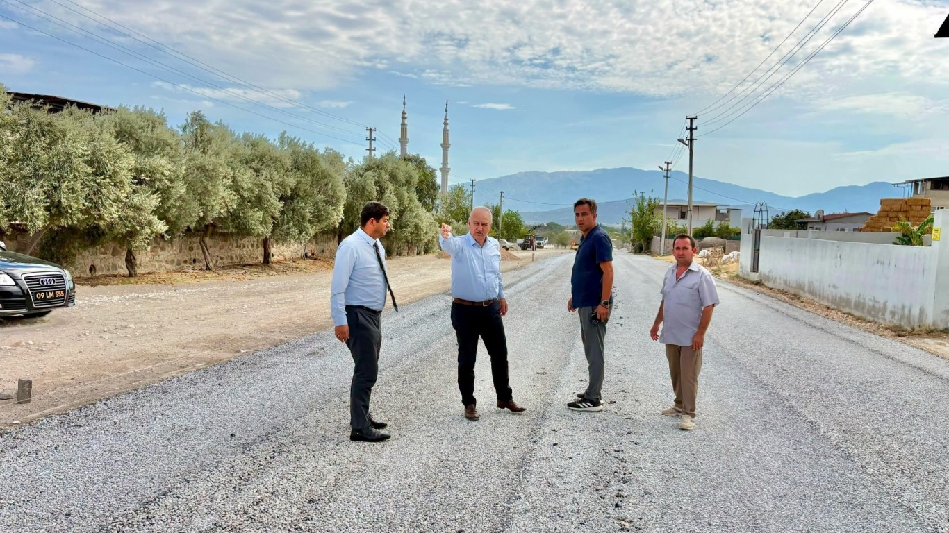 Çine Karakollar Mahallesi’nde asfalt hamlesi