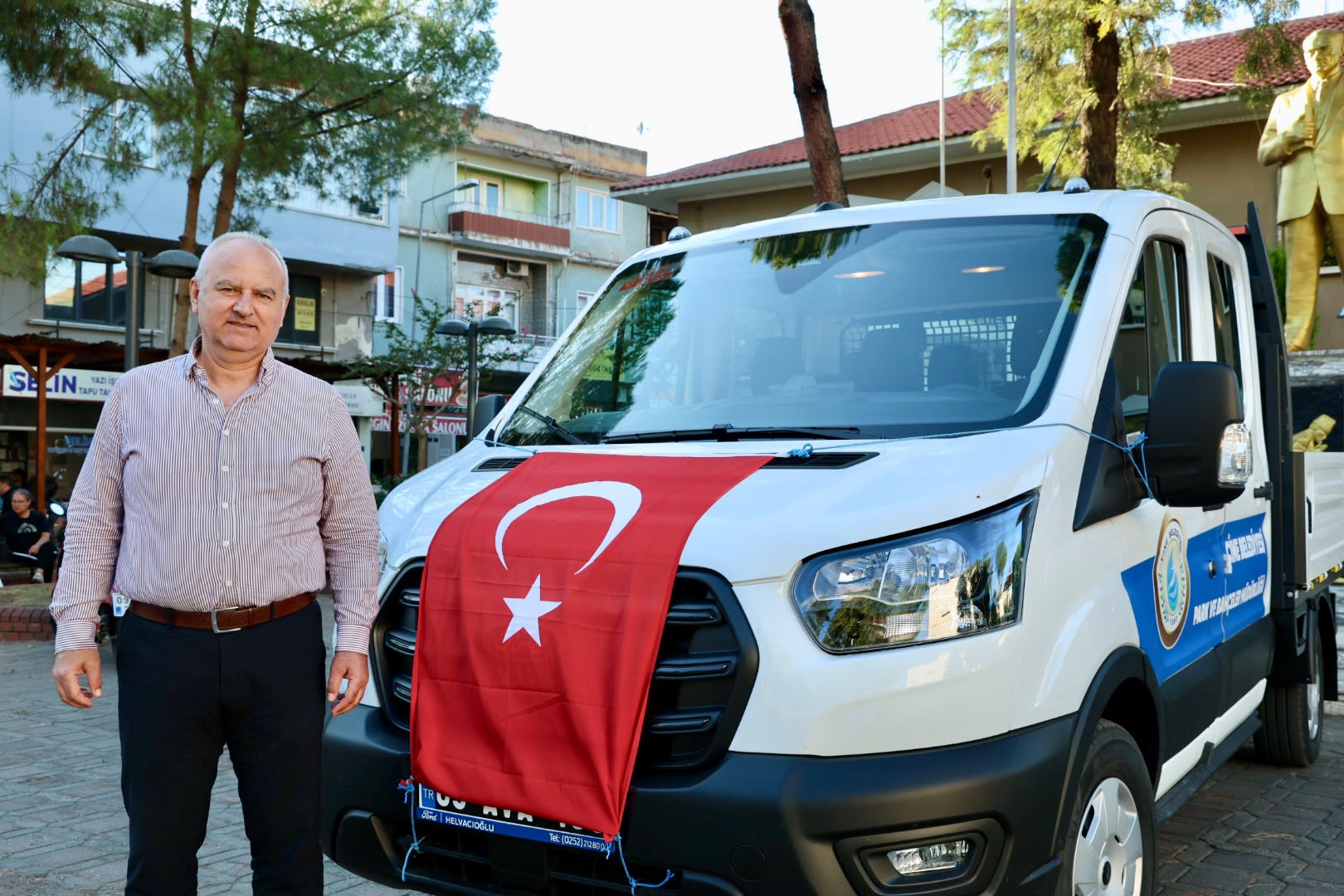 Başkan Kıvrak araç filosunu güçlendiriyor: İki araç daha yolda