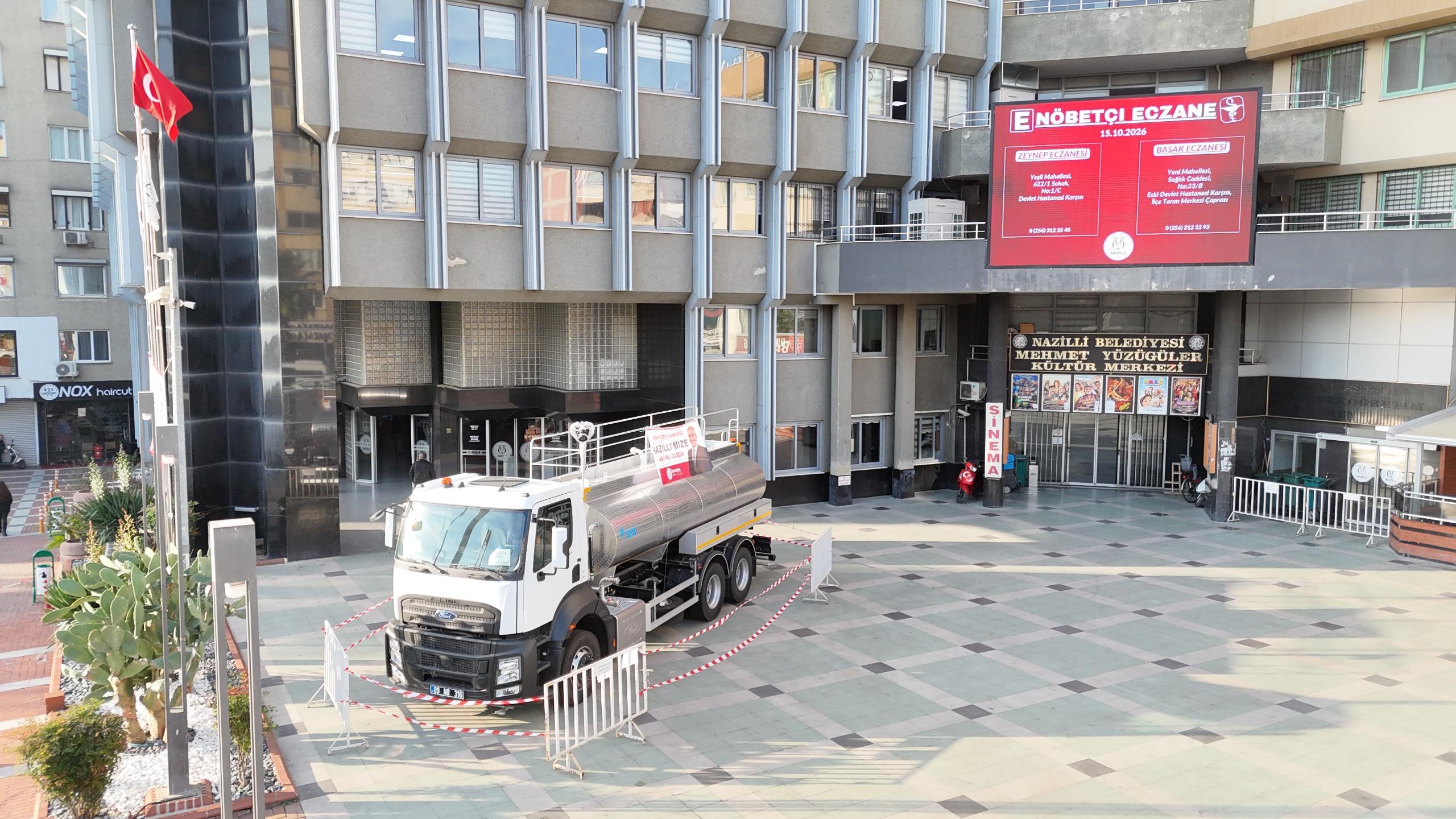 Başkan Tetik, Nazilli’ye 32’inci aracı kazandırdı