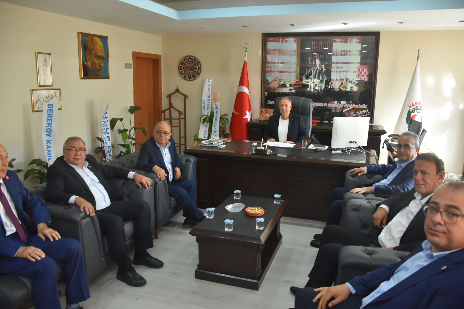 CHP’li Vekiller Başkan Büyükyapıcı’yı ziyaret etti
