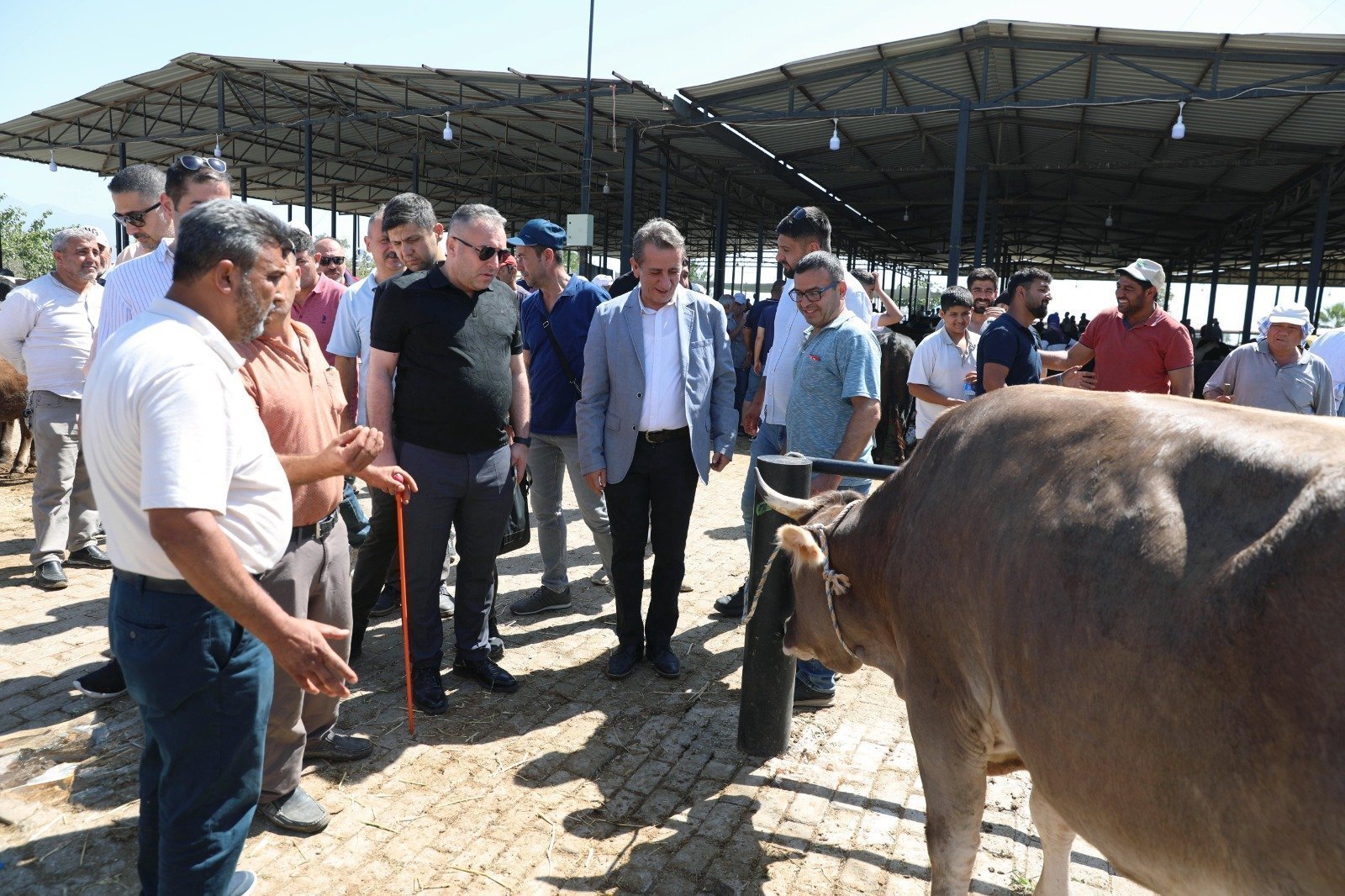 Başkan Yetişkin’den arife mesaisi