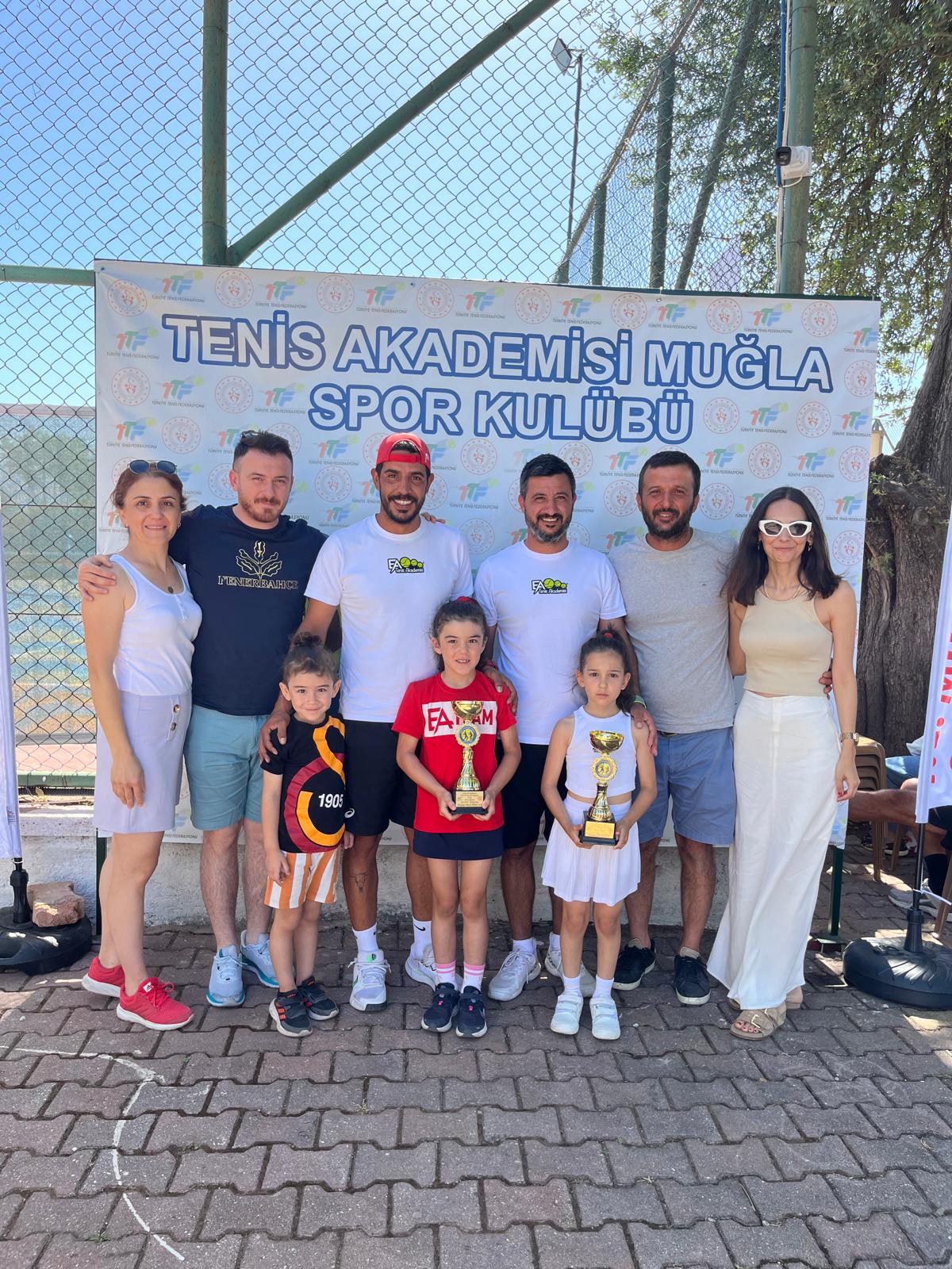 EA Tenisli sporcular Muğla’da finalde karşılaştı, kazanan EA Tenis oldu