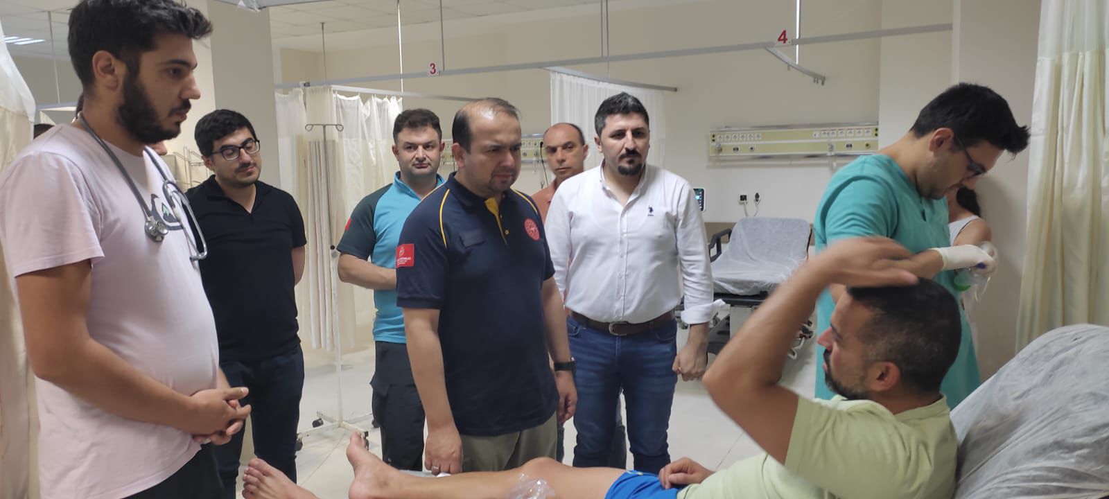 Şenkul yangından etkilenen işçileri ziyaret etti