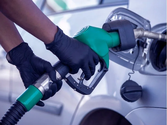 Benzine ve motorine zam!
