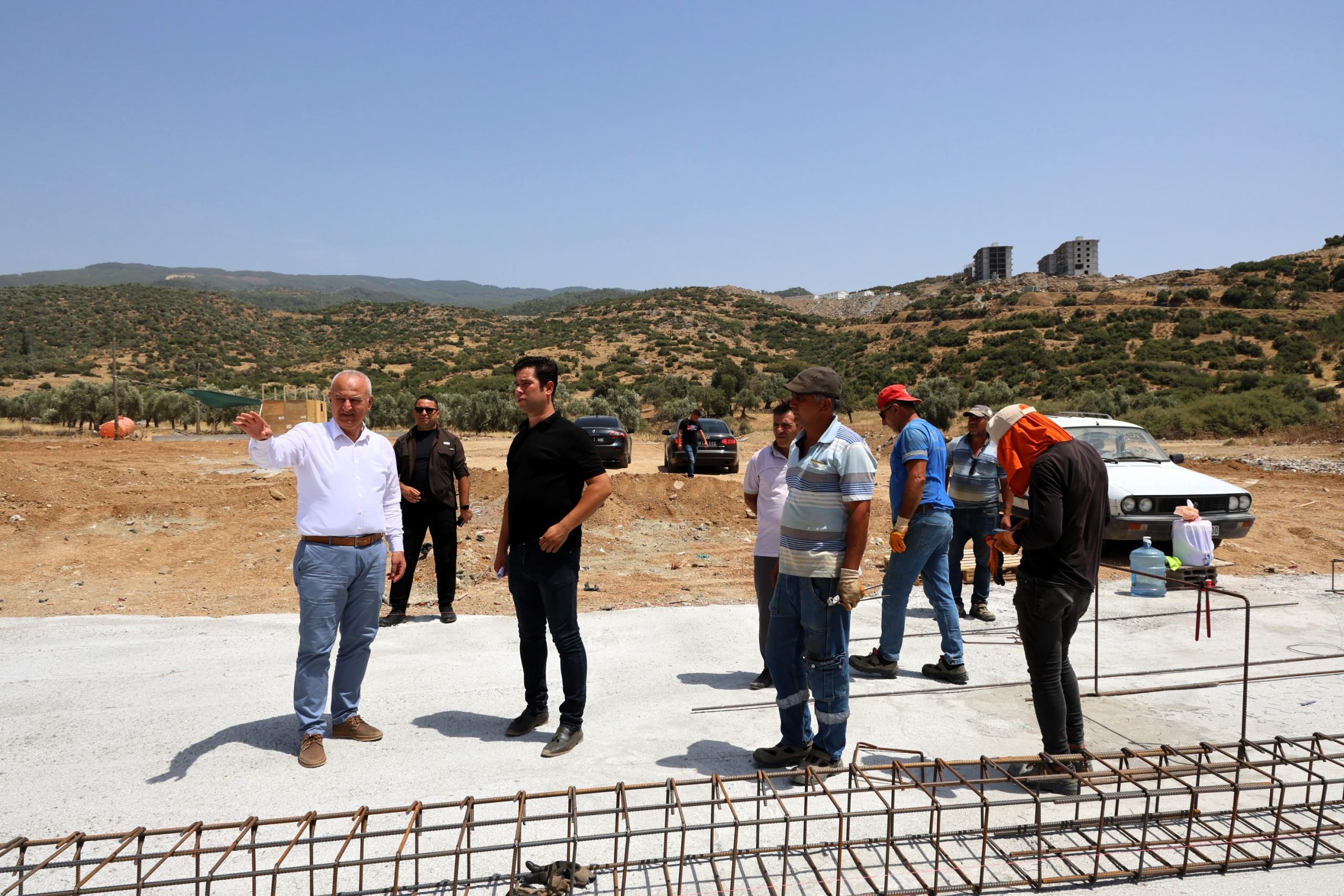 Başkan Mehmet Kıvrak, proje alanında incelemelerde bulundu