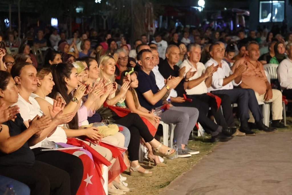 Koçarlı 30 Ağustos Zafer Bayramı coşkusunu hep birlikte yaşadı