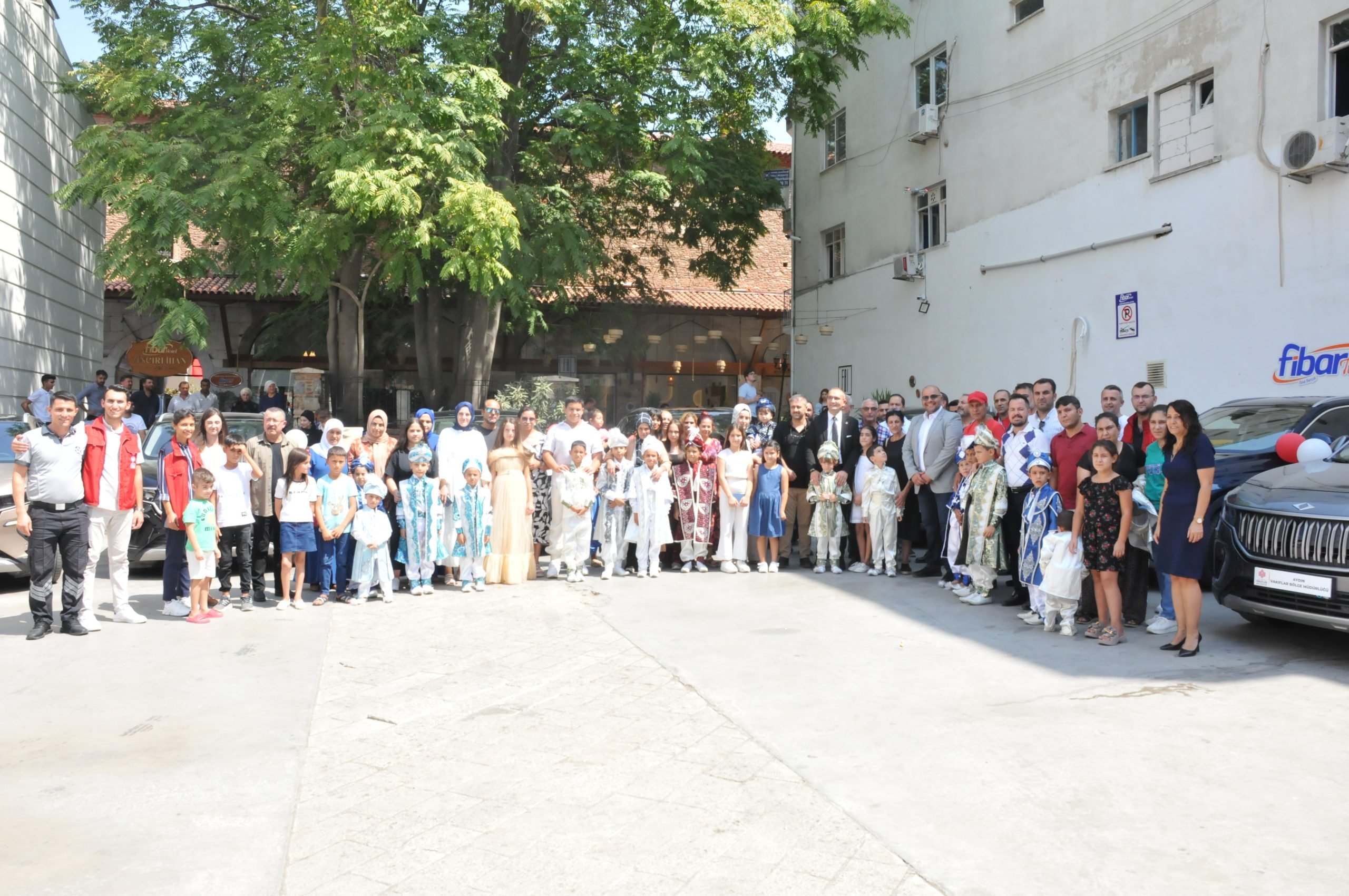 Aydın’da TOGG konvoylu toplu sünnet şöleni