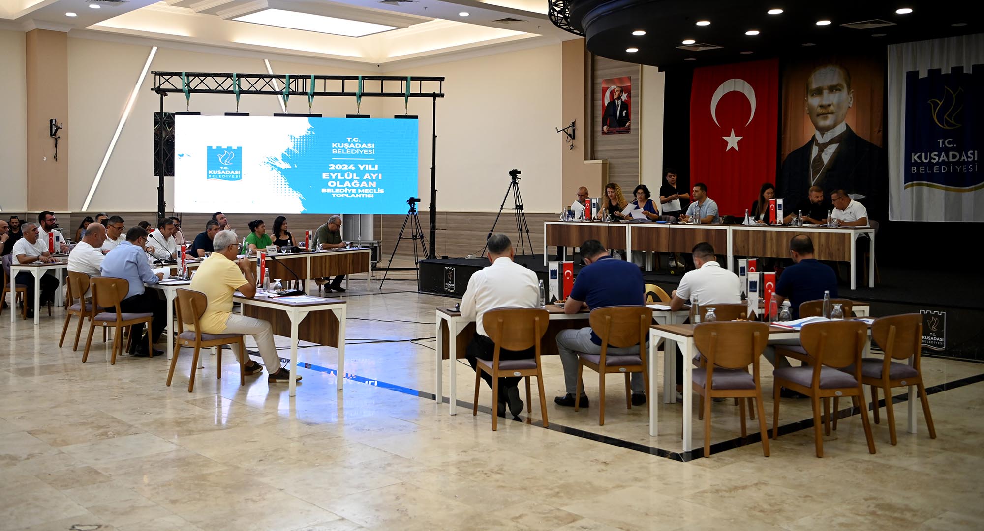 Başkan Ömer Günel: “Plajlar halkındır, öyle de kalacak!”