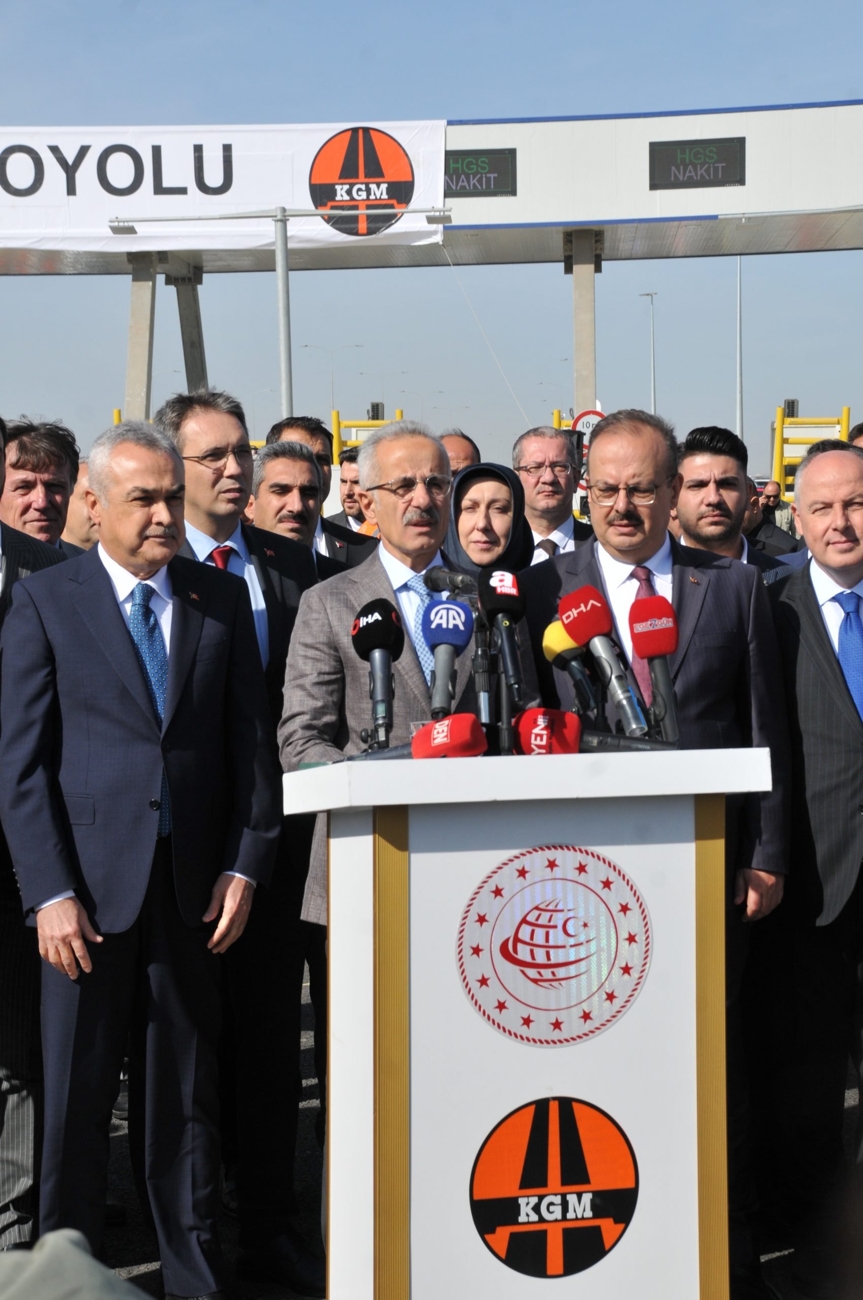 Aydın-Denizli otoyolu hizmete girdi