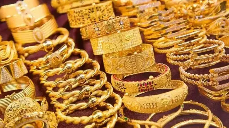 Gurbetçi çiftin banka kasasındaki 8 kilo altını kayboldu