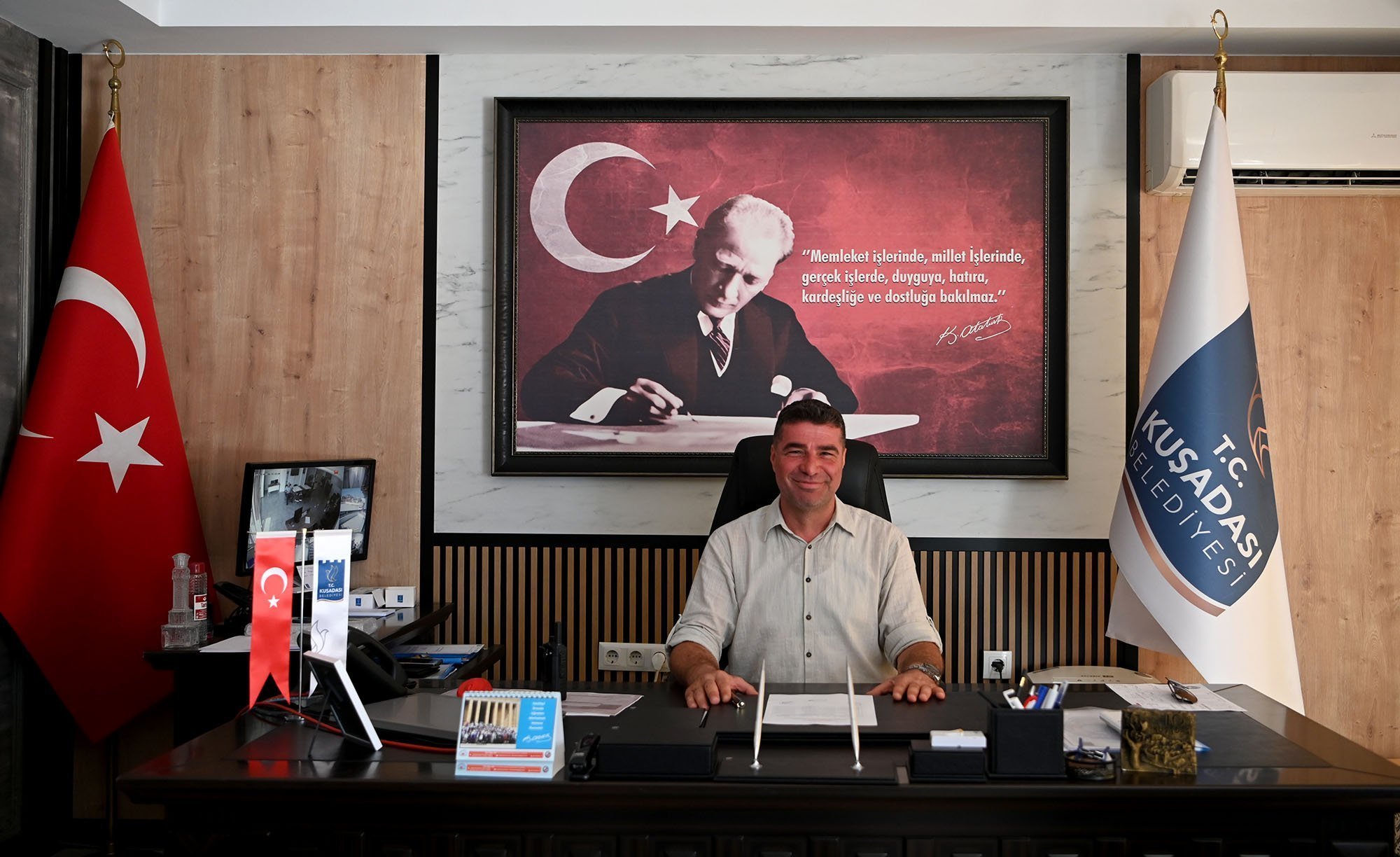 Kuşadası Belediyesi Zabıta Müdürlüğü’nde Bayrak Değişimi