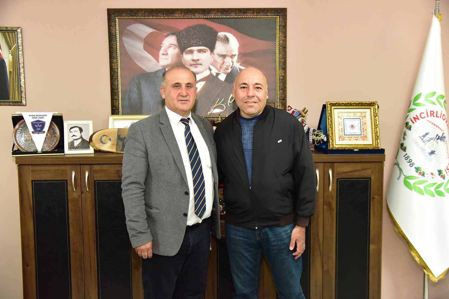 Başkan Kaya’dan emekliye ayrılan çalışanlara anlamlı veda