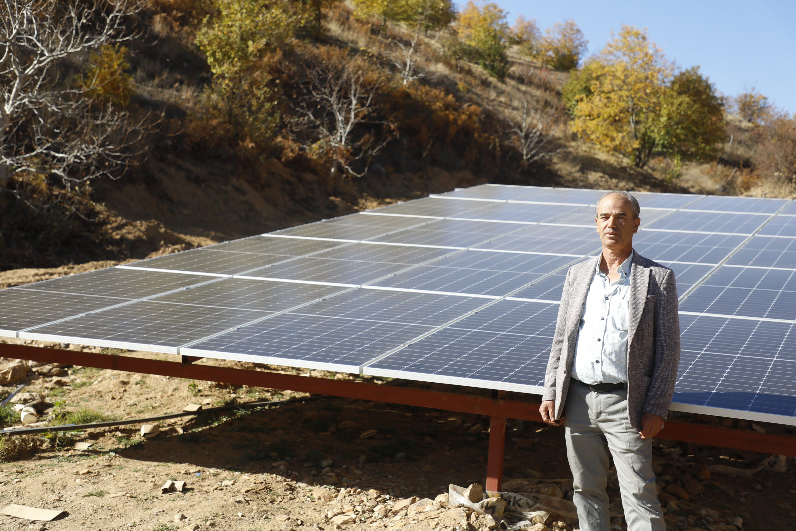 Başkan Çerçioğlu’nun projesi ile kırsal mahallede bulunan sondaj kuyusuna çevre dostu enerji sağlayacak