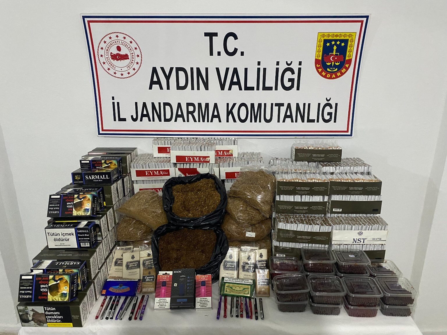 Kuşadası’nda 6 kilogram kaçak tütün ele geçirildi