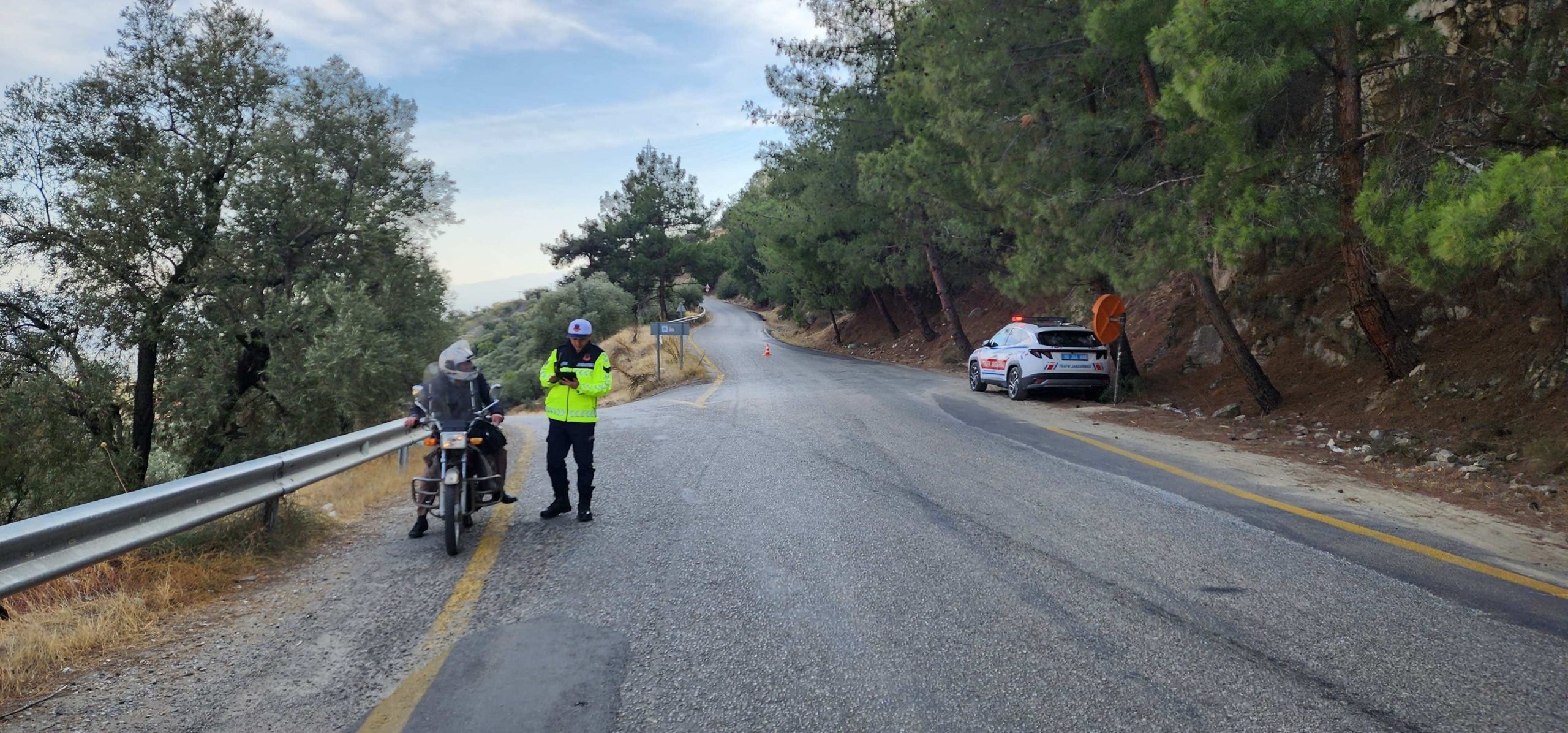 Jandarma motosiklet sürücüleri bilgilendirildi