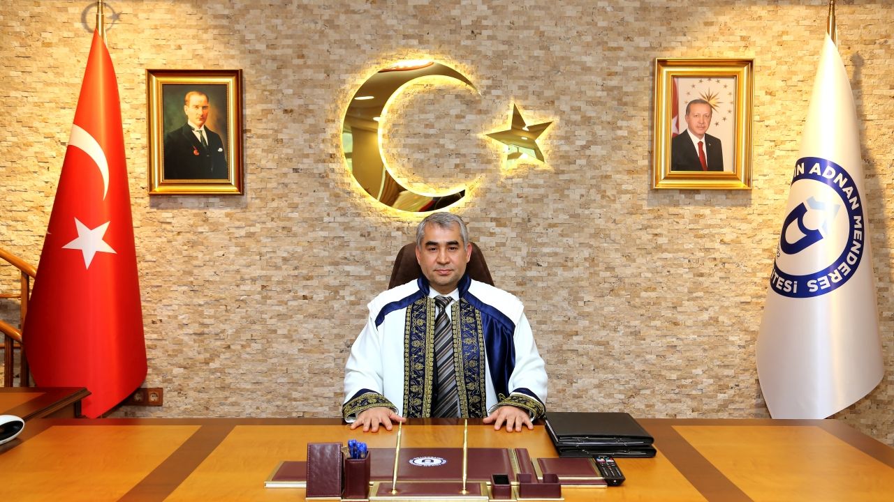 Rektör Kent, öğretmenler gününü kutladı