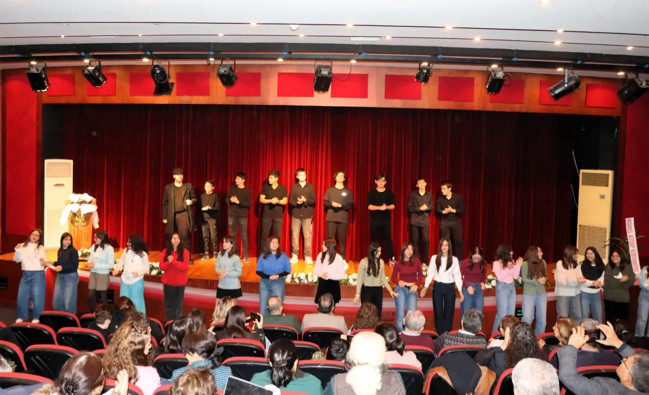Öğretmenlerle anılar programı ilgiyle izlendi