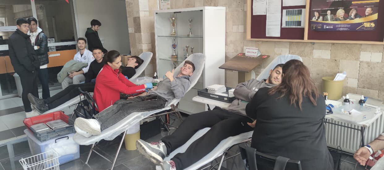 Aydın’da gençlerden kan bağışına yoğun ilgi