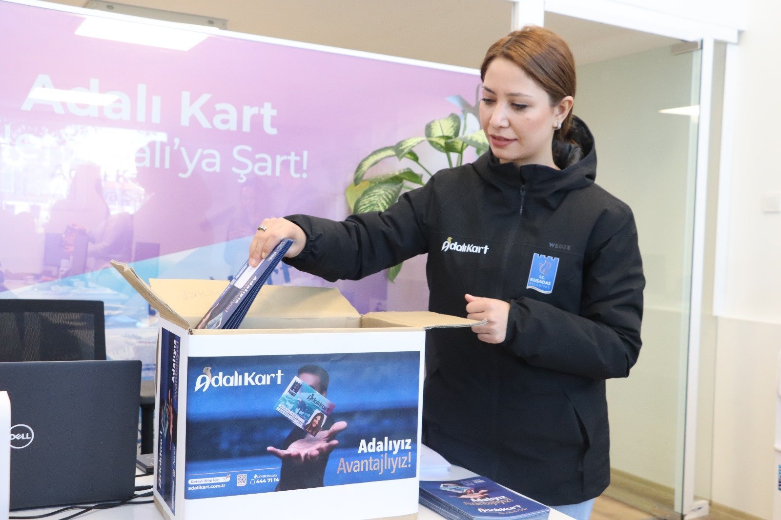 Adalı kart 1 yaşında! 