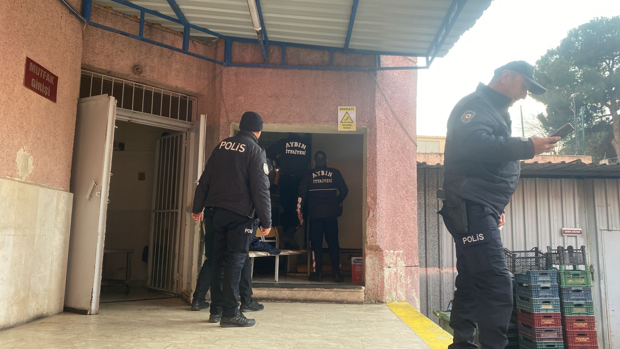 Aydın Devlet Hastanesi’nde çıkan yangın paniğe neden oldu