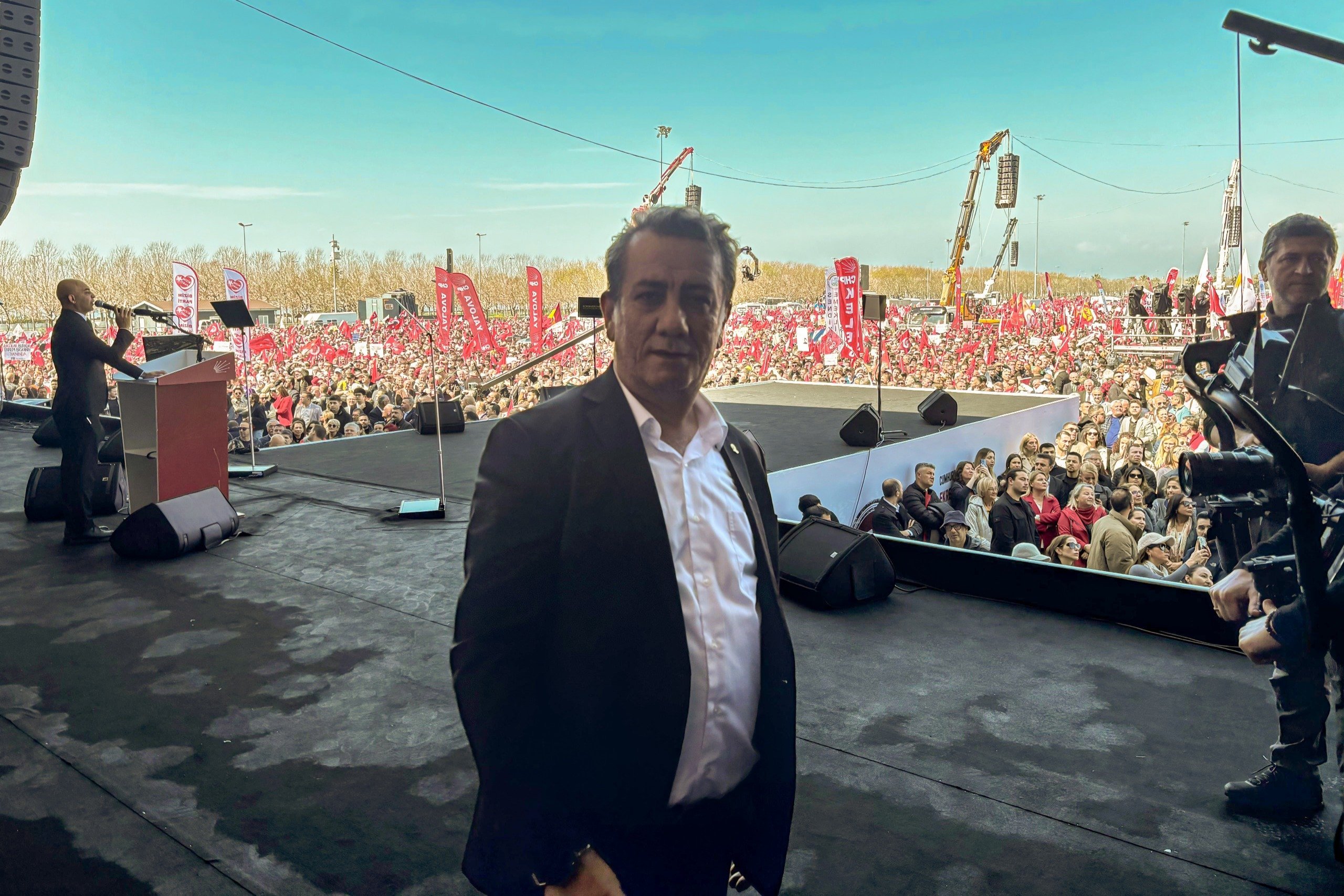 Başkan Yetişkin Maltepe’deki özgürlük mitingine katıldı