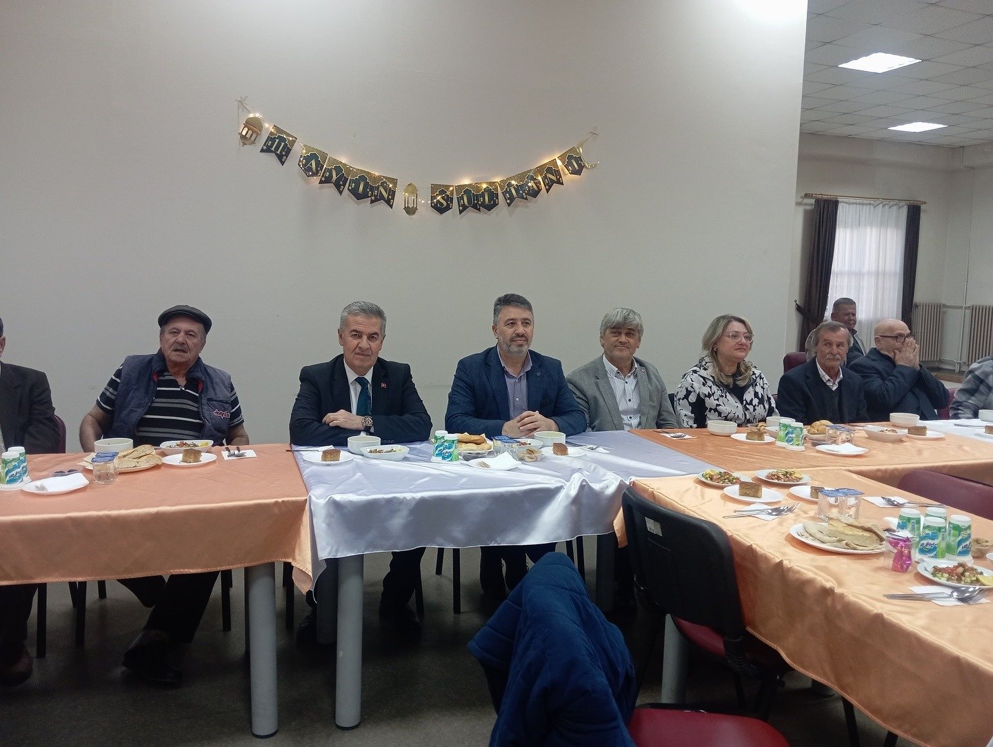 Kuyucak Huzur Evinde iftar yemeği düzenlendi