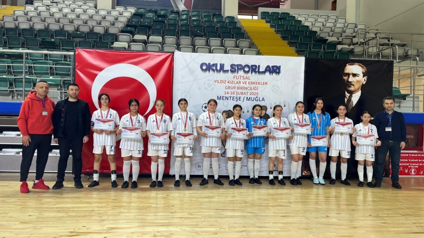 Akçaova’nın şampiyon kızları Karaman yolunda