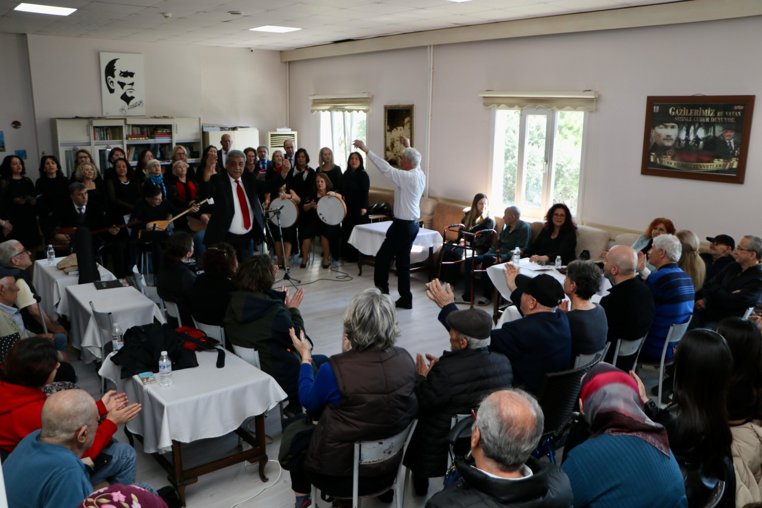 Söke Kent Konseyi Emekli Meclisi’nden Huzurevi sakinlerine anlamlı etkinlik
