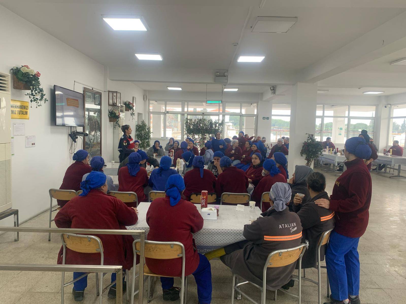 Jandarma Söke’de KADES’i anlattı