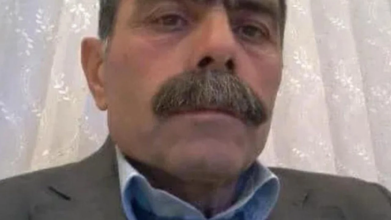 Kızının acısına dayanamadı