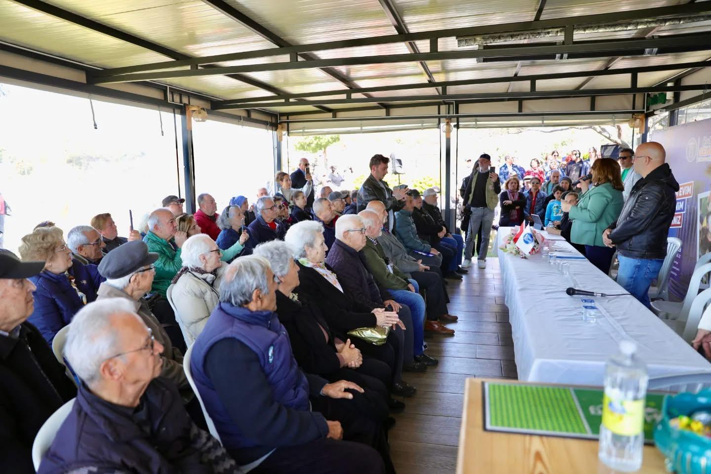 Gençay, Mersindere mahallesinde vatandaşlarla buluştu