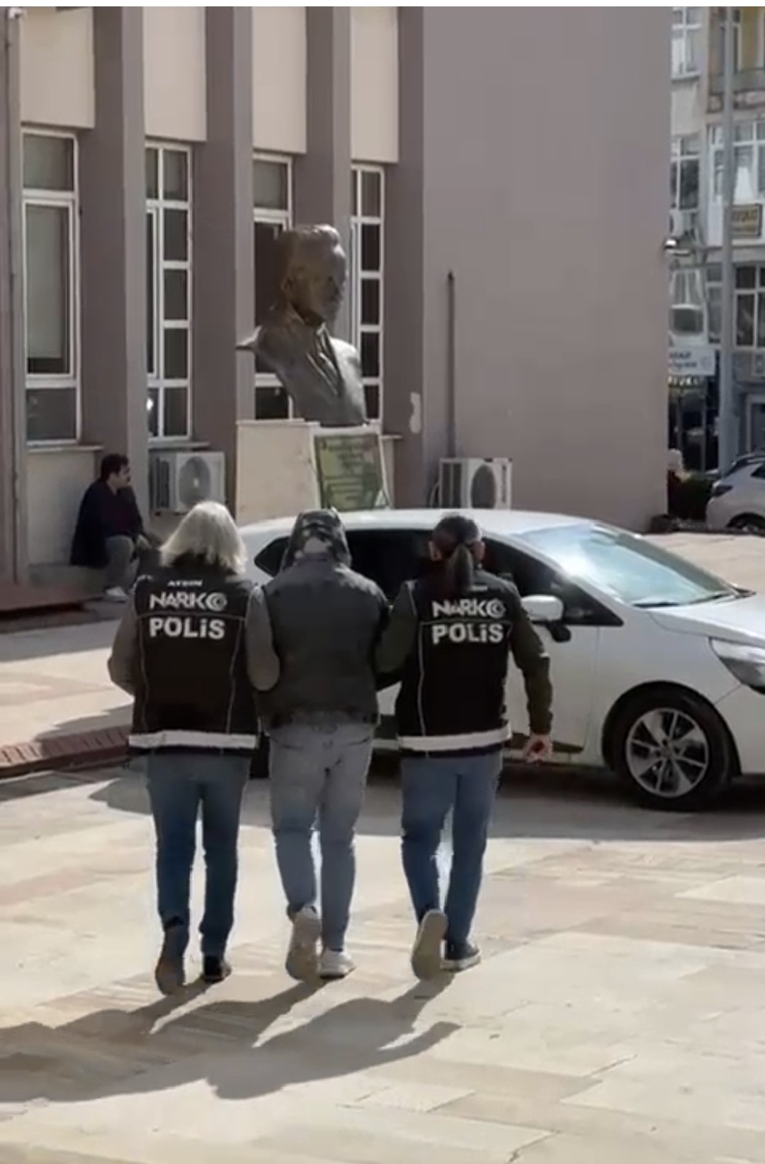 Aydın’da iki torbacı tutuklandı