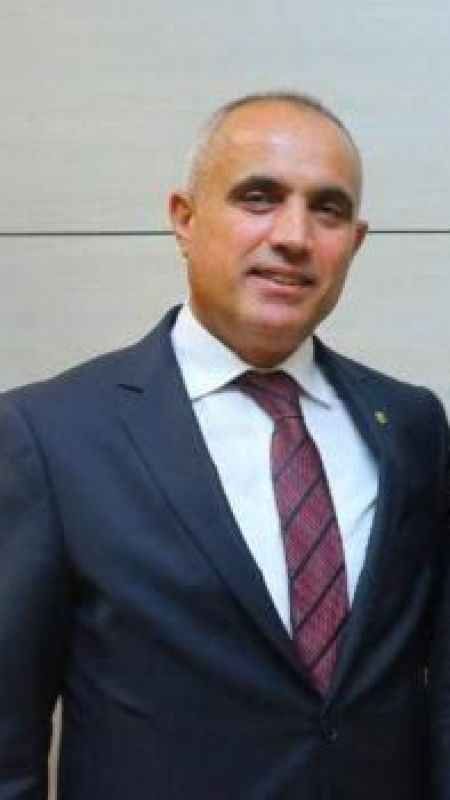 ALKOL SKANDALI NEDENİYLE GÖREVDEN ALINAN MÜDÜR GÖREVİNE GERİ DÖNDÜ