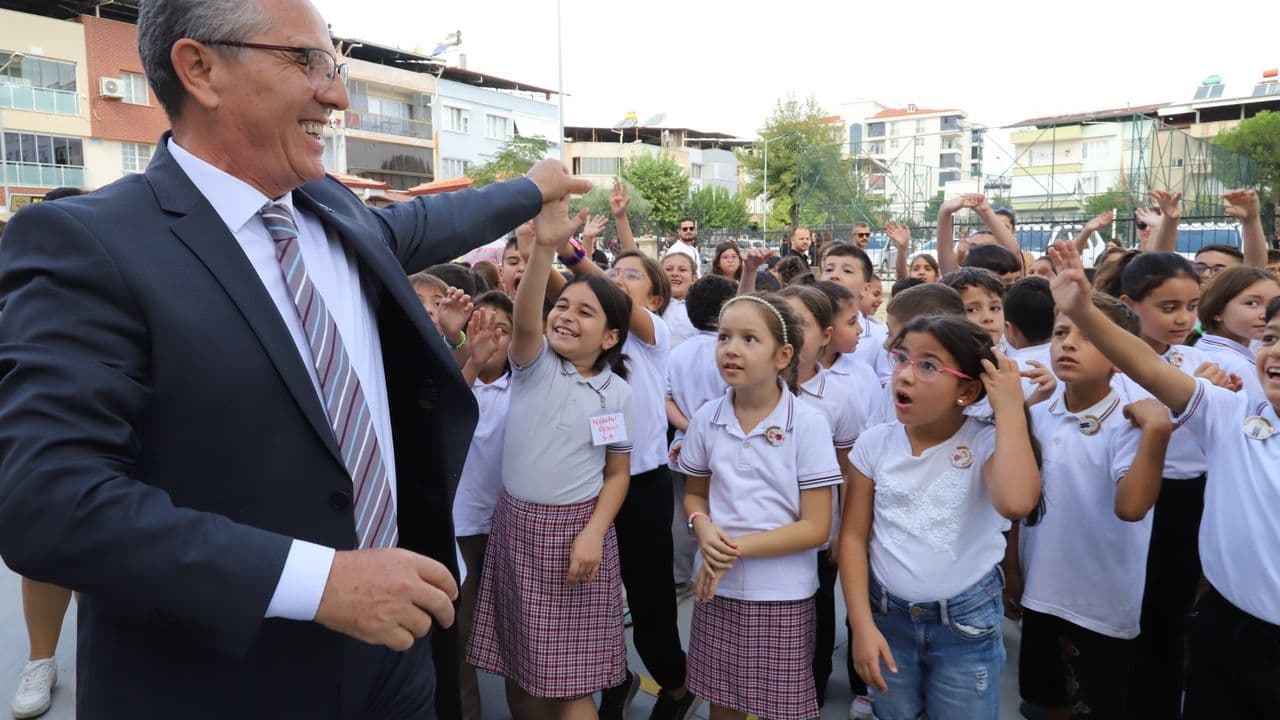 Başkan Tetik’ten 23 Nisan mesajı