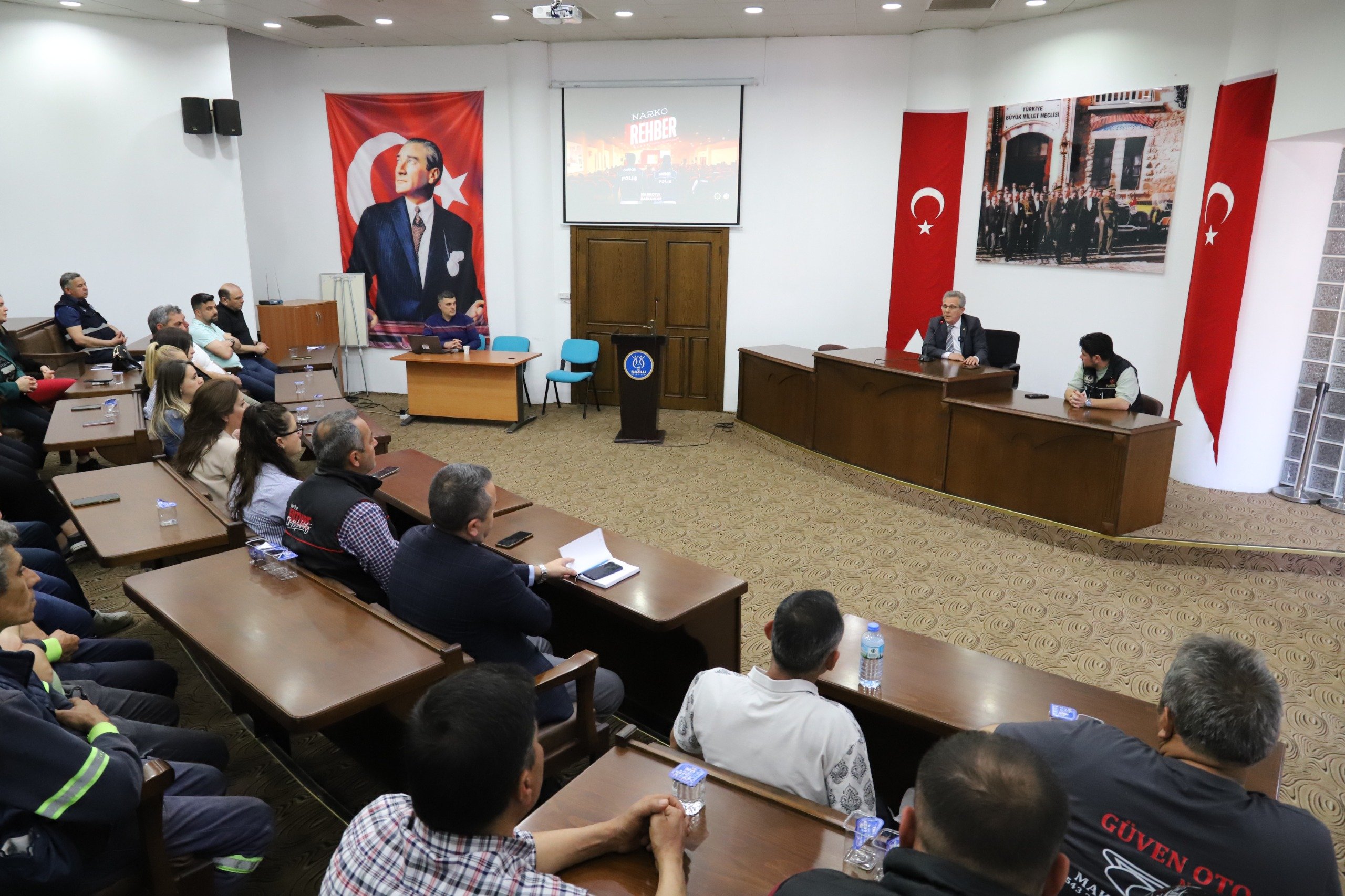 Nazilli Belediyesi’nden Narkotik farkındalığı eğitimi