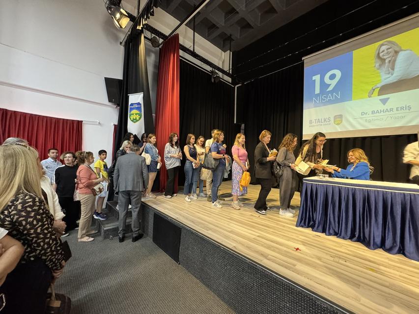 Aydın Başak Kolejinde eğitim zirvesi gerçekleşti