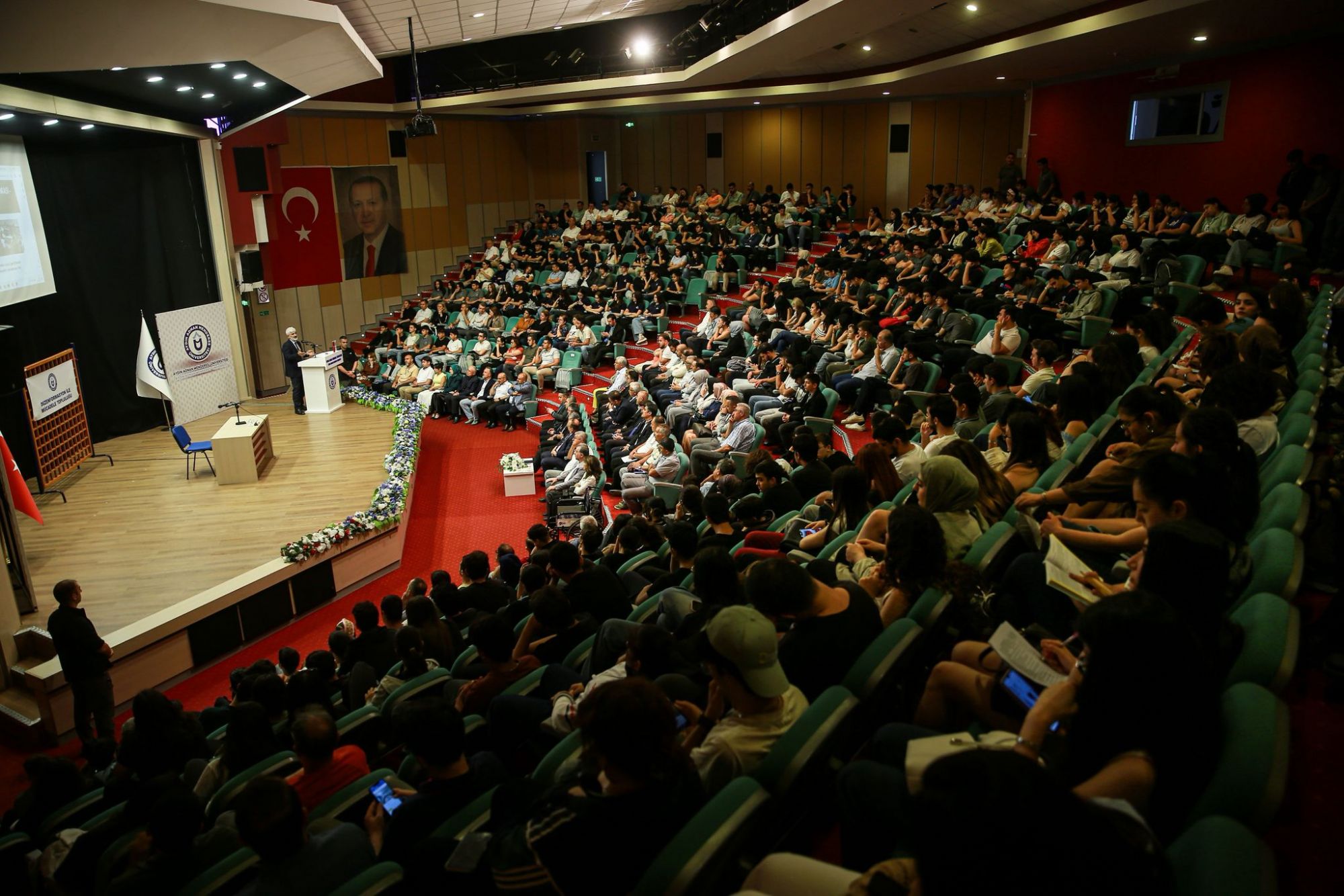 ADÜ’de 27 Mayıs konferansı