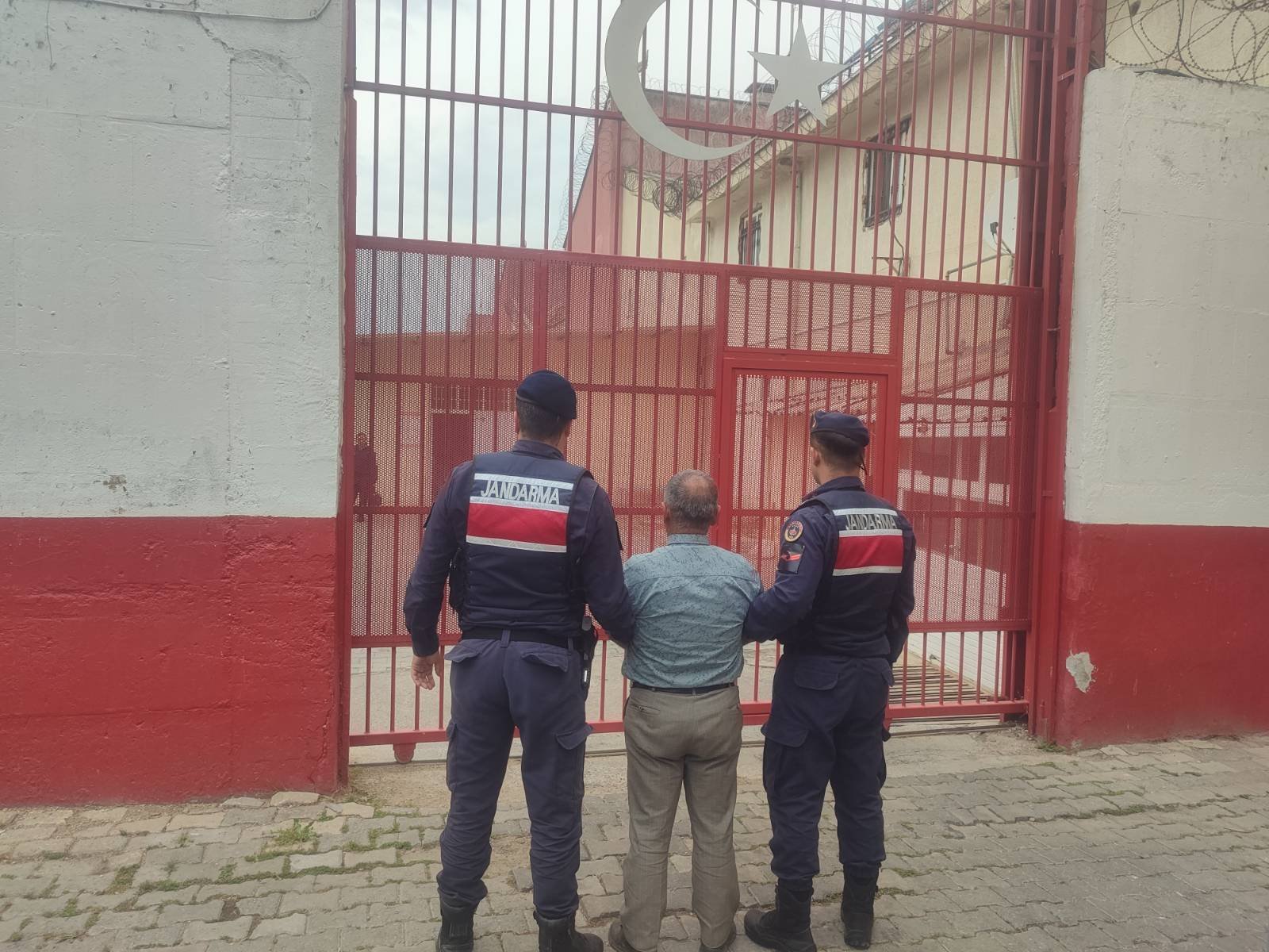 Aydın’da 11 yıl hapis cezası bulunan firari yakalandı