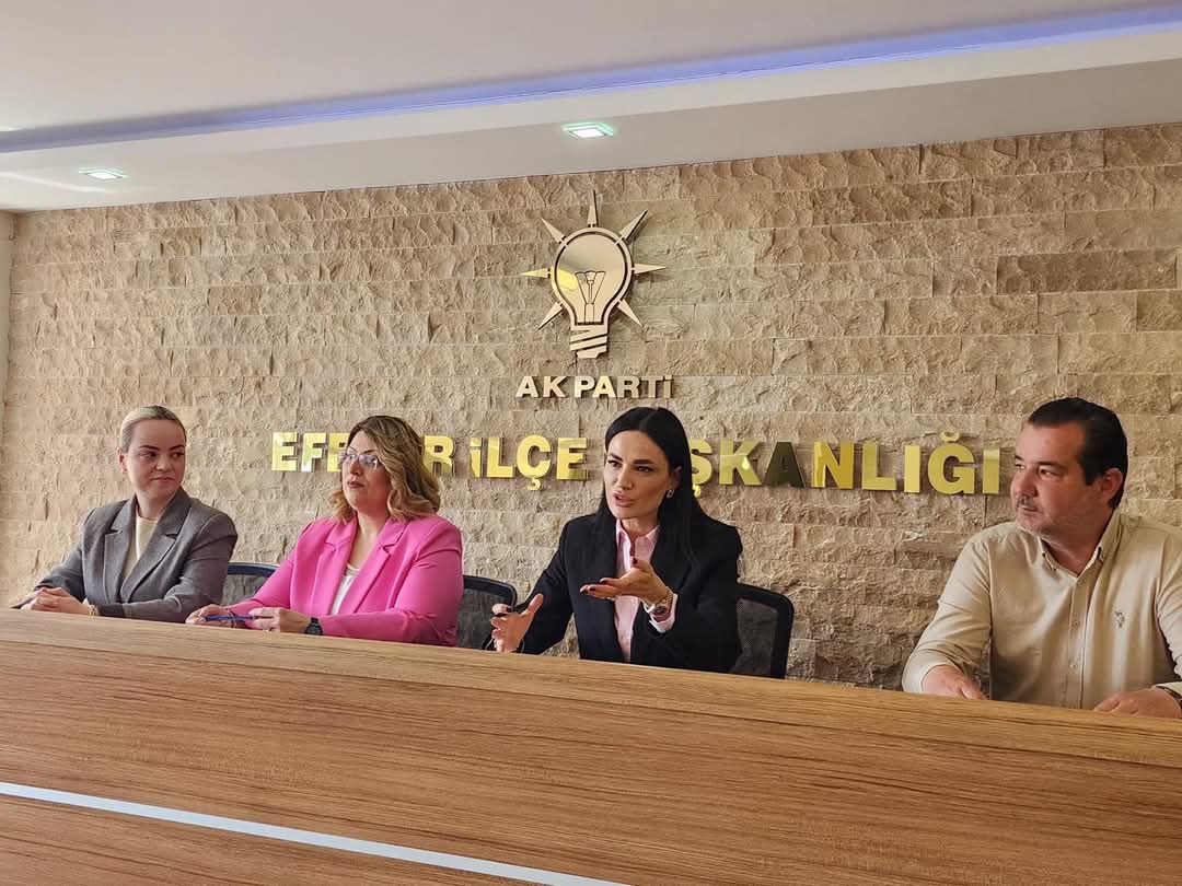 Sarıbaş AK Parti Efeler İlçe Başkanlığı’na ziyaret etti