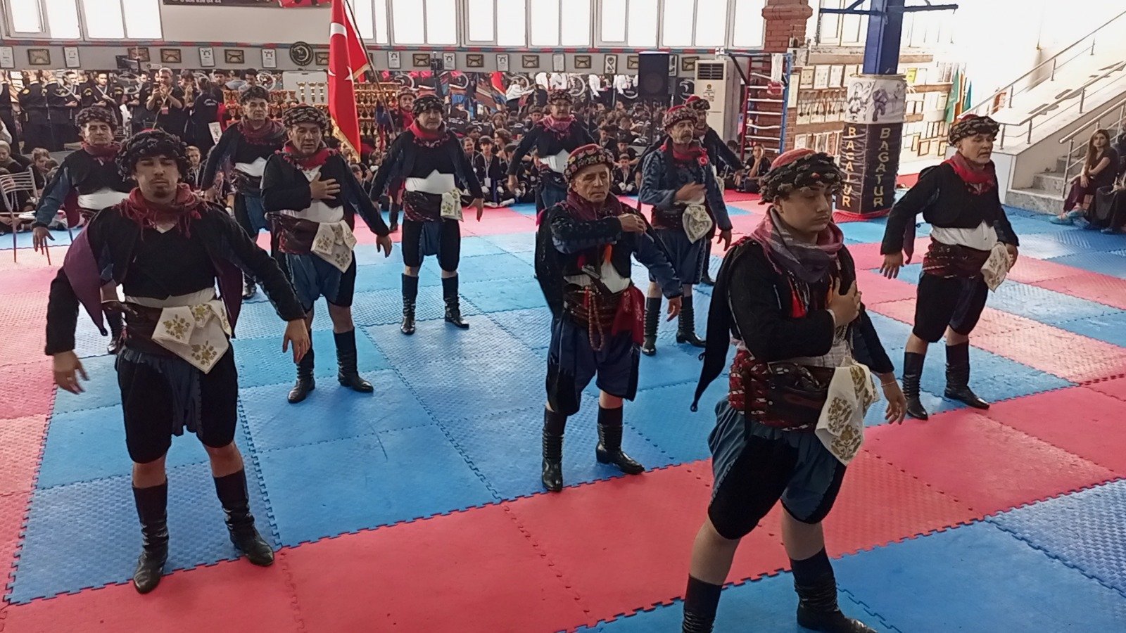 Bagatur Ulusal Oyunları coşkulu bir törenle başladı