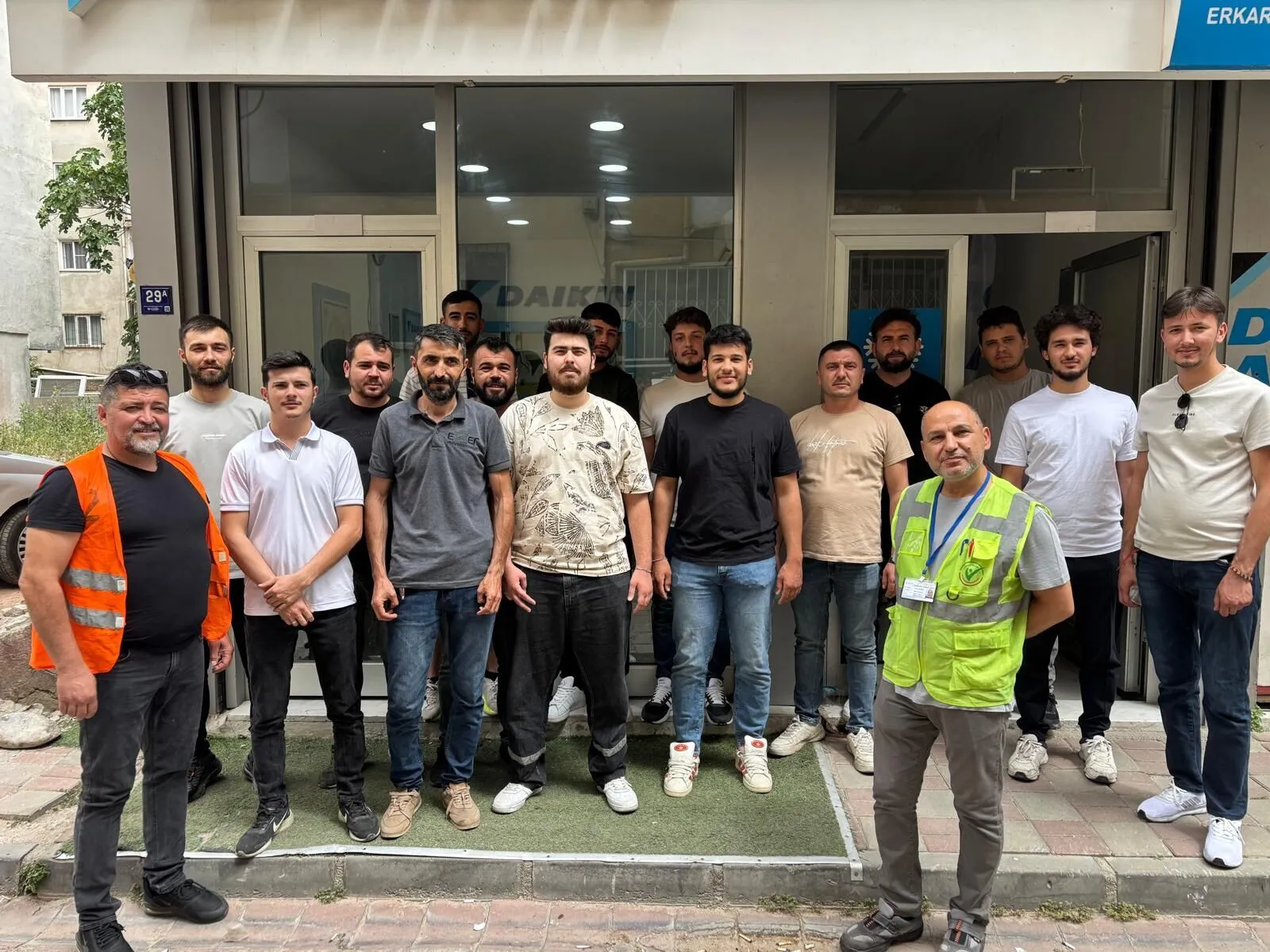 Aydın Elektrikçiler Odası’ndan üyelere büyük katkı
