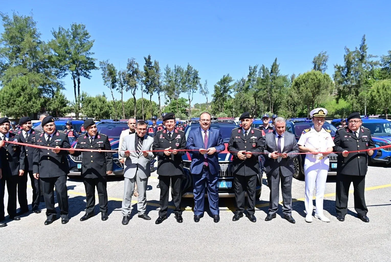 Aydın’da Jandarma Teşkilatı’na 53 yeni araç