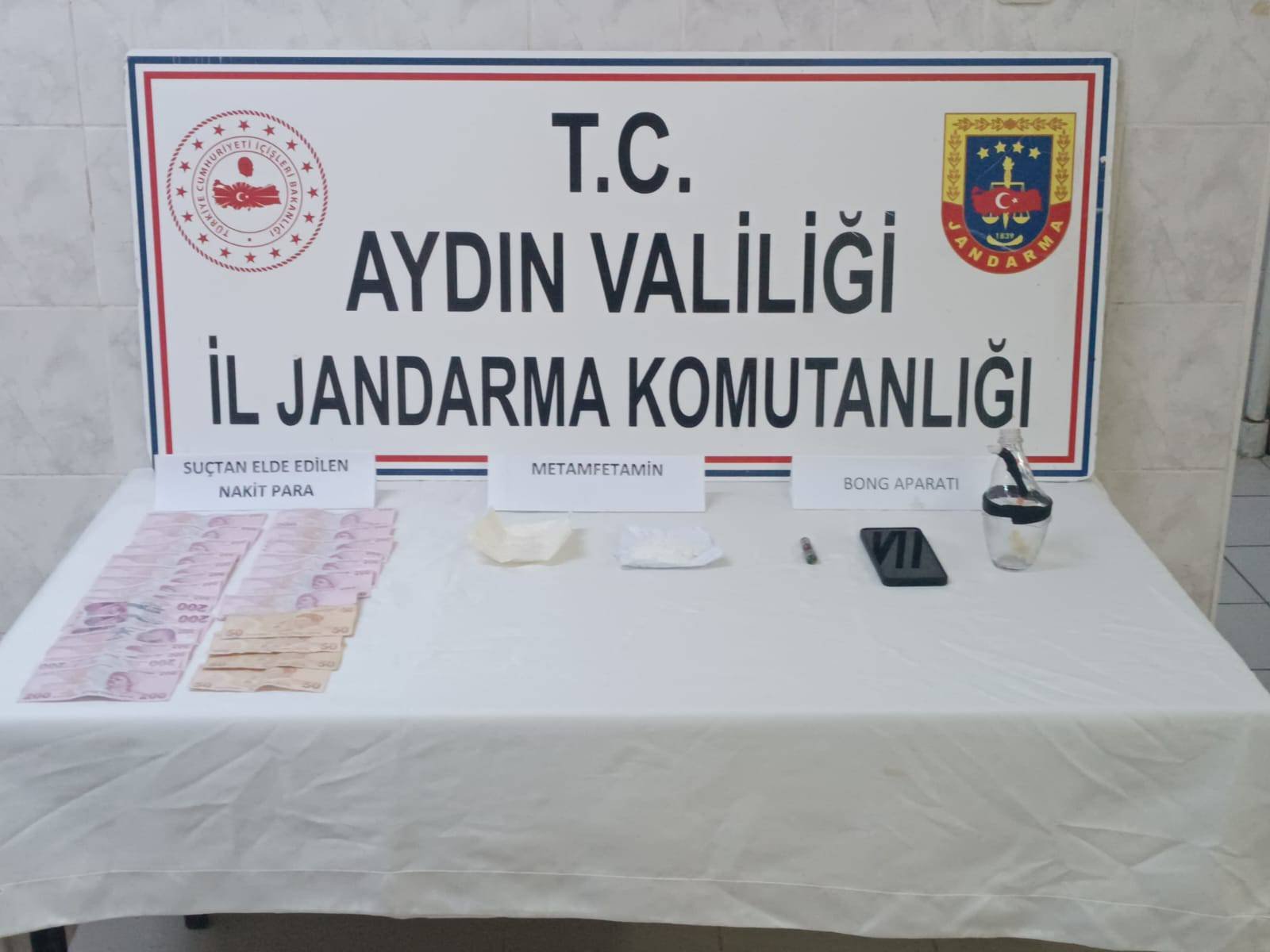 Aydın’da 3 zehir taciri tutuklandı